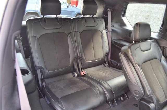 Used 2023 Jeep Grand Cherokee L Laredo image 38