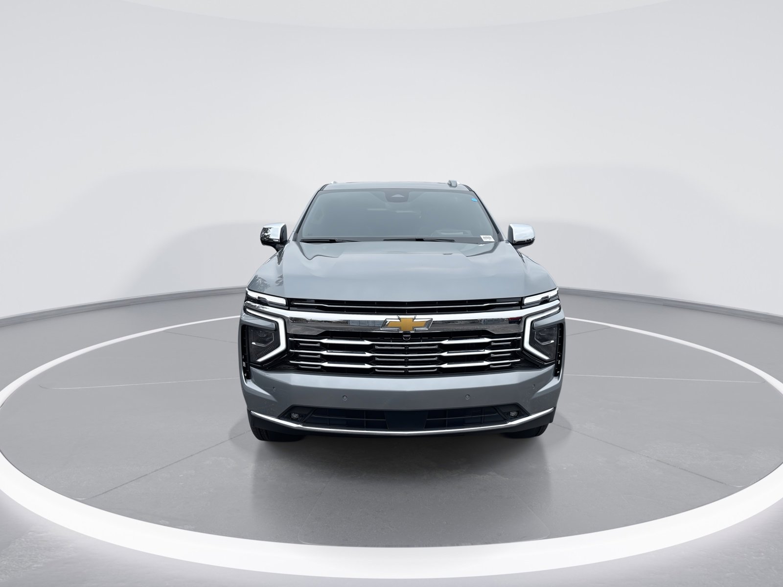 New 2026 Chevrolet Suburban Premier image 3
