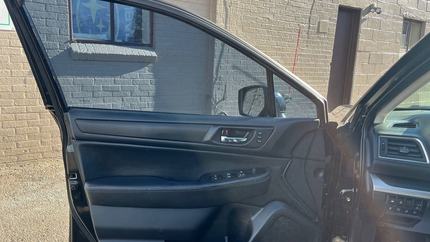 Used 2016 Subaru Legacy 3.6R Limited image 10