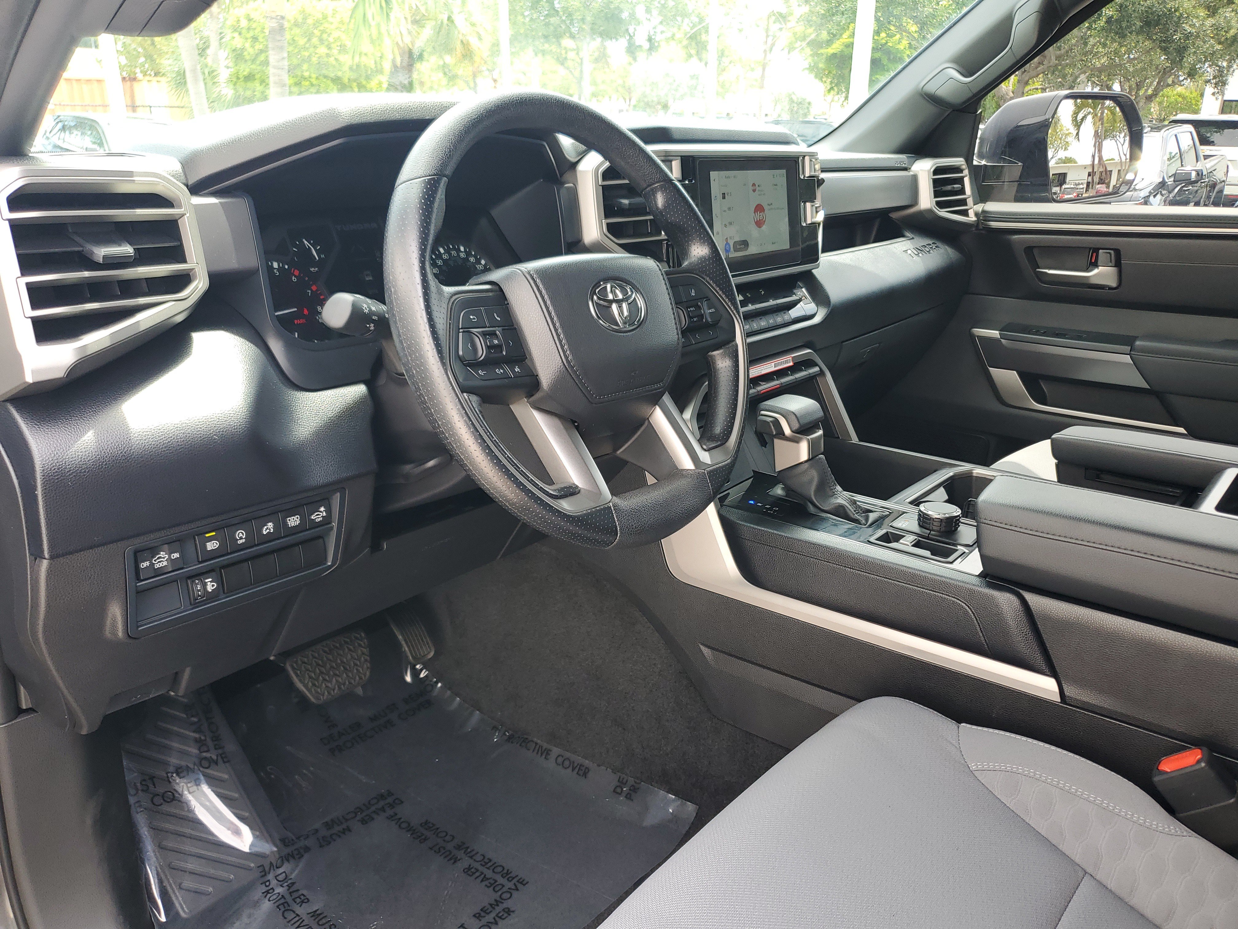 Used 2025 Toyota Tundra SR5 w/ SR5 Convenience Package AWD/4WD image 22