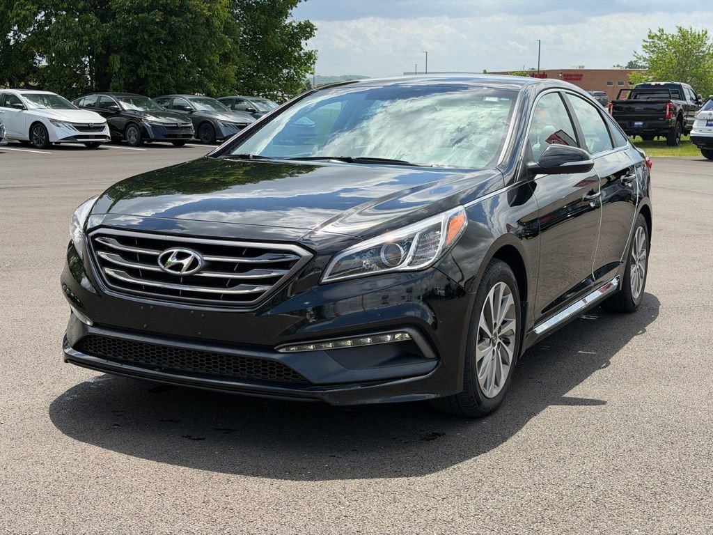 Used 2016 Hyundai Sonata Sport w/ Cargo Package FWD image 2