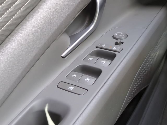 Certified 2023 Hyundai Elantra SEL w/ Convenience Package FWD image 23