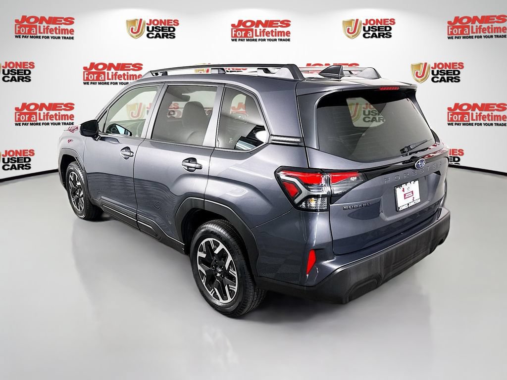 Certified 2025 Subaru Forester Premium AWD/4WD image 2