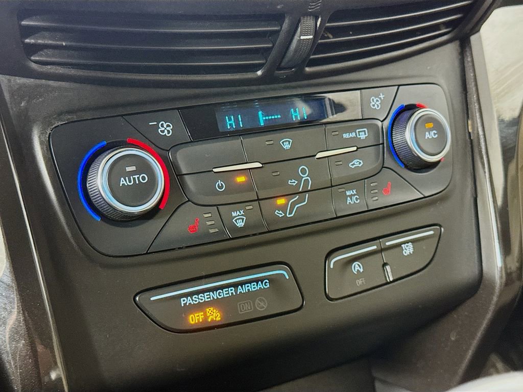 Used 2017 Ford Escape Titanium FWD image 18