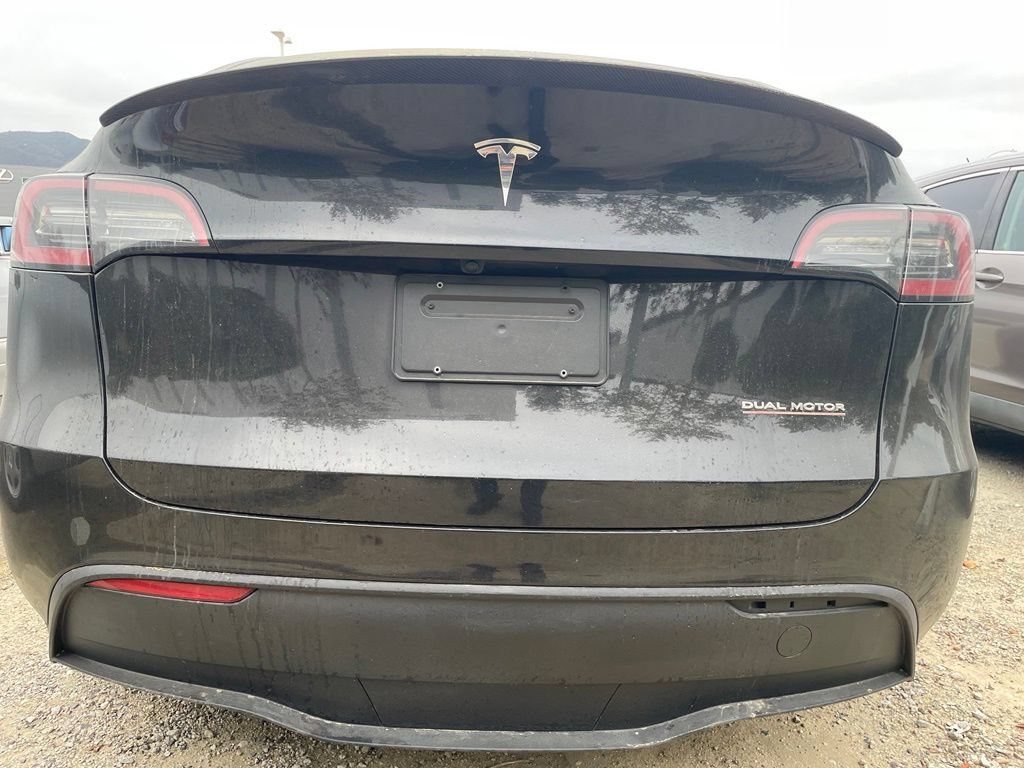 Used 2023 Tesla Model Y Long Range AWD/4WD image 6