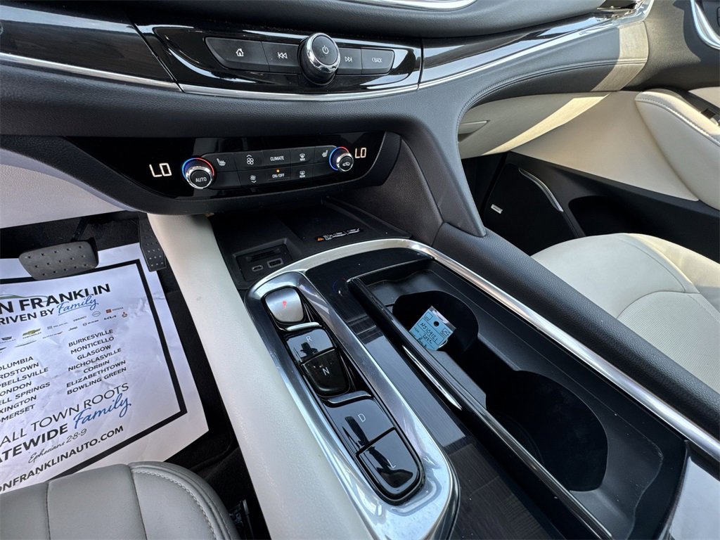 Used 2022 Buick Enclave Essence w/ Experience Buick Package image 20