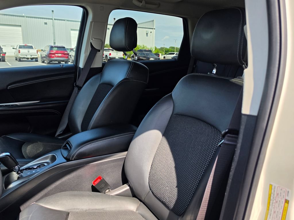 Used 2019 Dodge Journey Crossroad FWD image 10