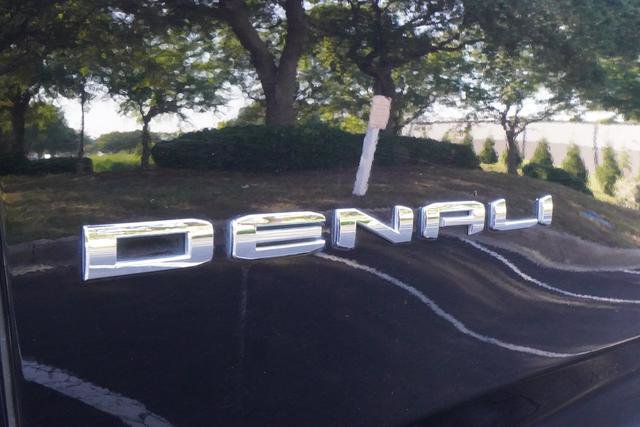 Used 2024 GMC Yukon Denali AWD/4WD image 39