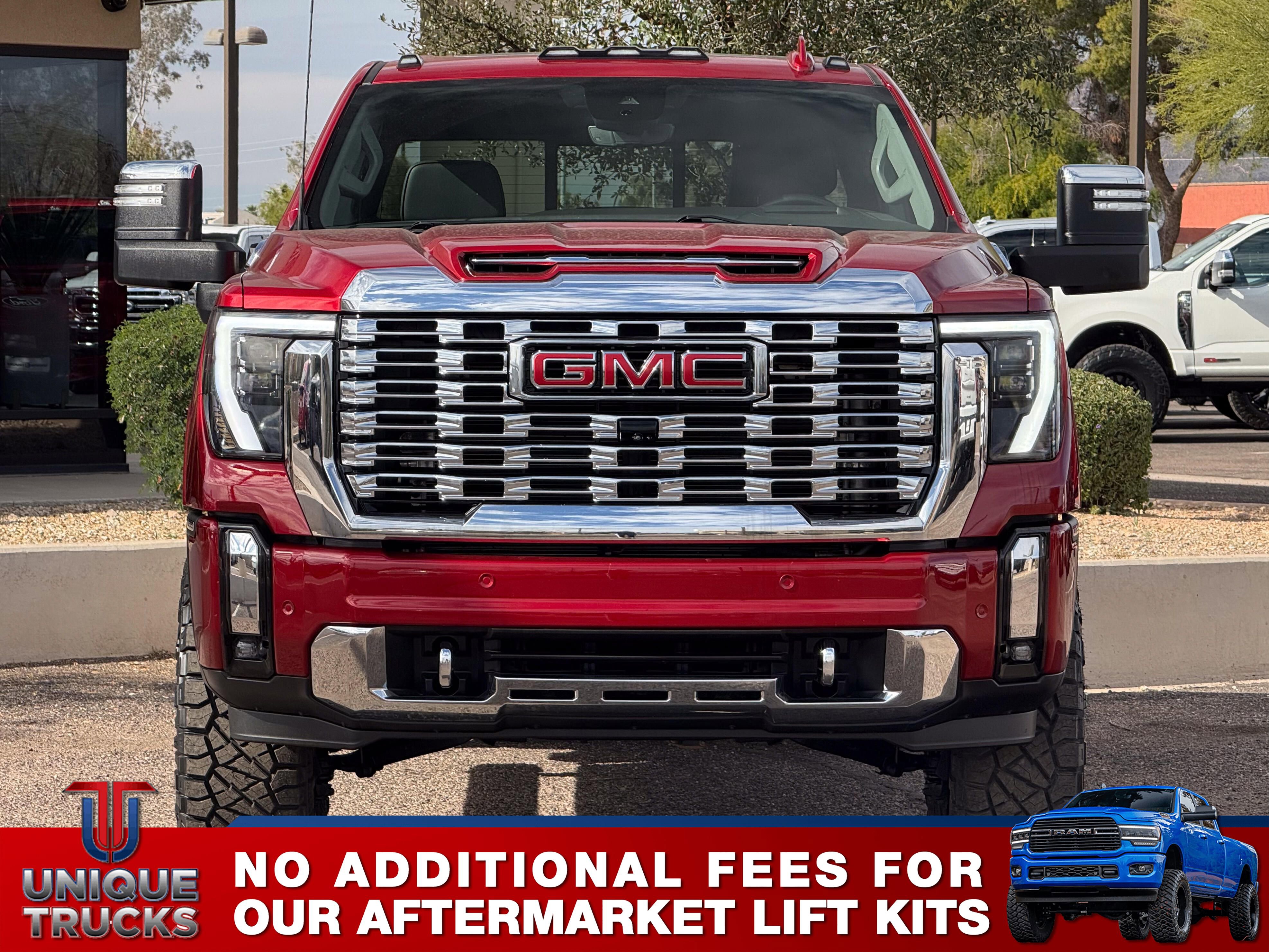 Used 2024 GMC Sierra 2500 Denali w/ Technology Package image 4