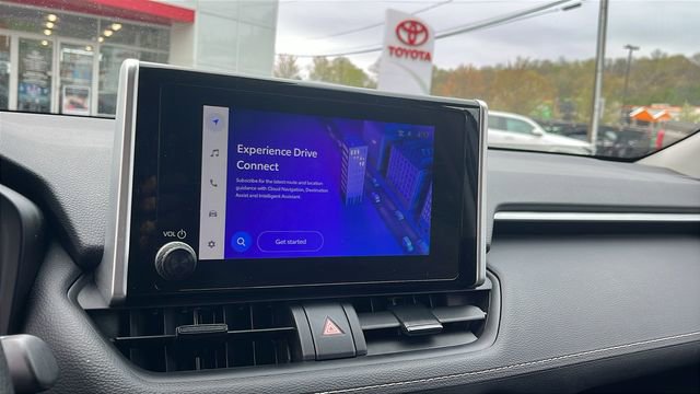 Certified 2025 Toyota RAV4 LE AWD/4WD image 15