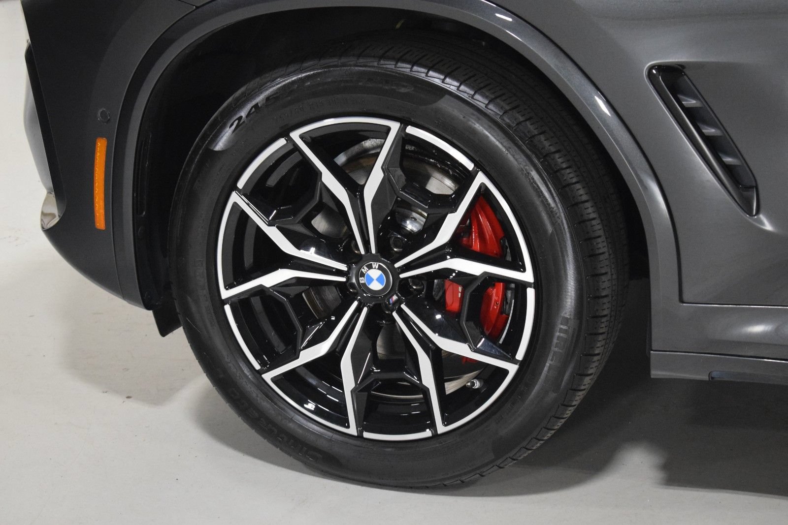 Used 2023 BMW X4 M40i w/ Parking Assistance Package AWD/4WD image 6