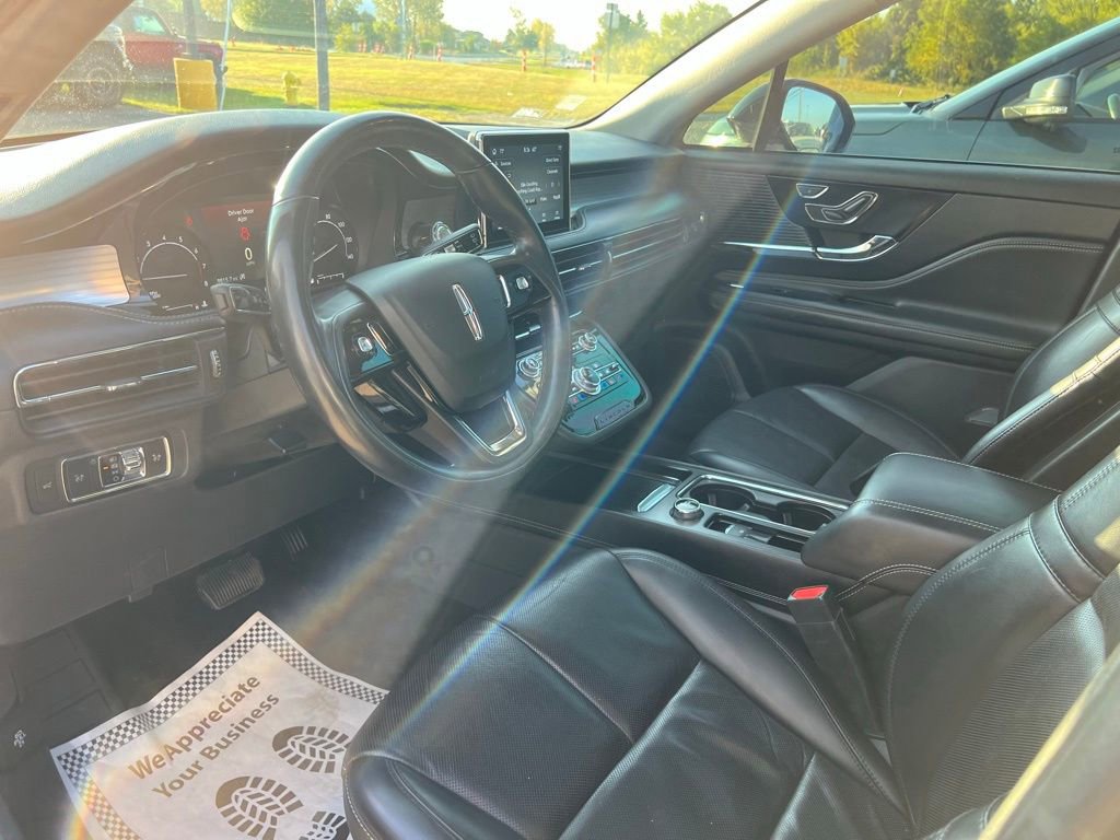 Used 2022 Lincoln Corsair AWD w/ Premium Package image 22
