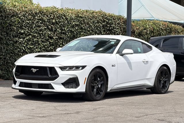 Used 2024 Ford Mustang GT RWD image 8