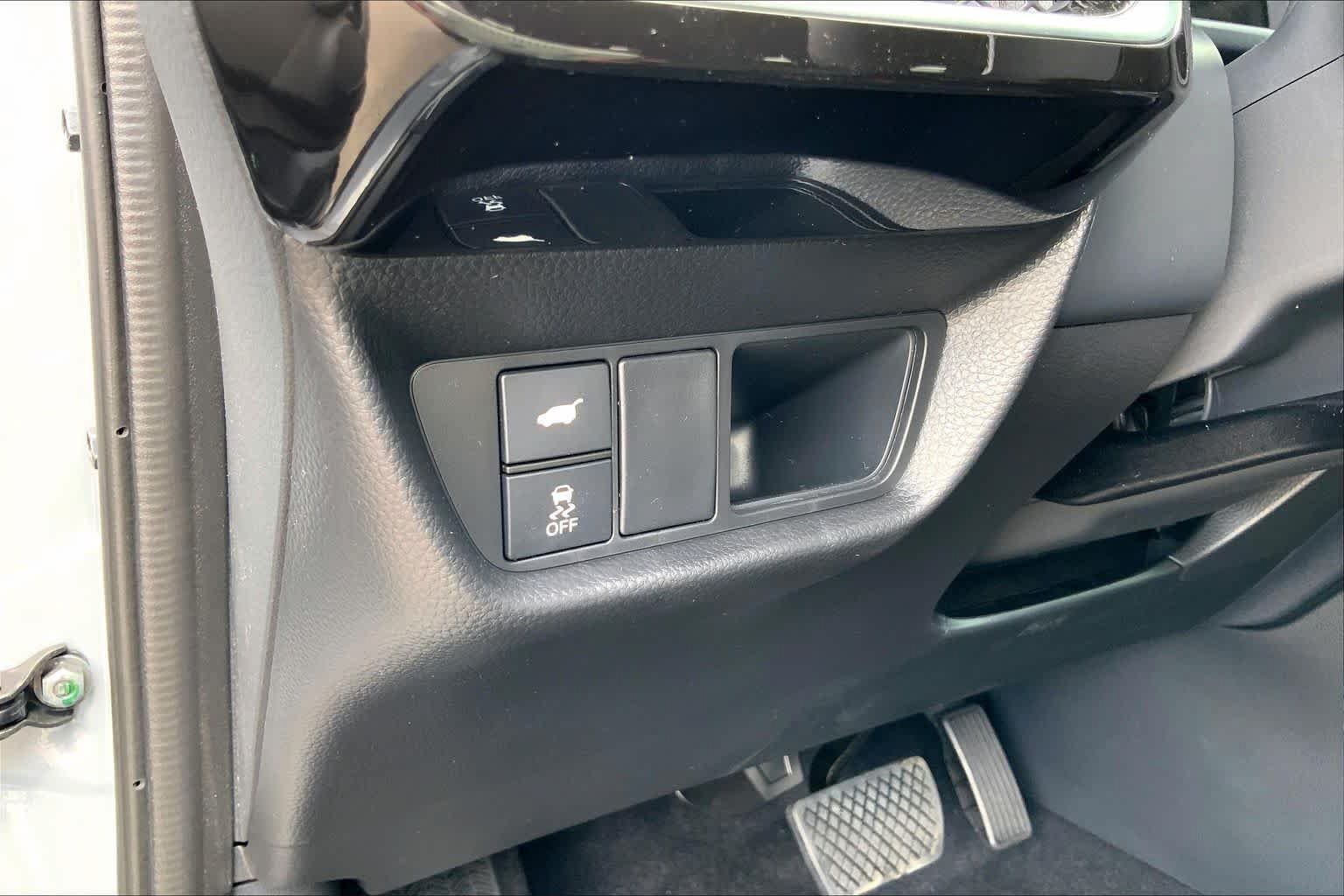 New 2026 Acura ADX AWD image 18