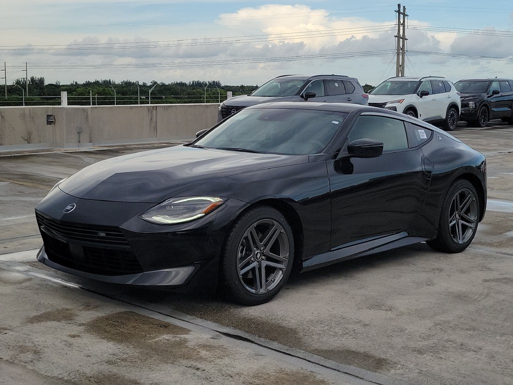 New 2027 Nissan Z Sport RWD image 3