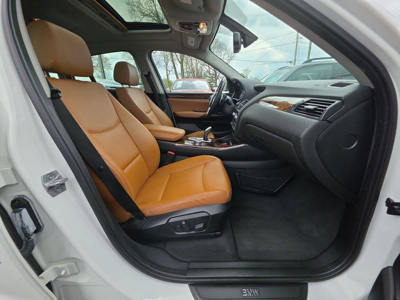 Used 2016 BMW X4 xDrive28i image 8