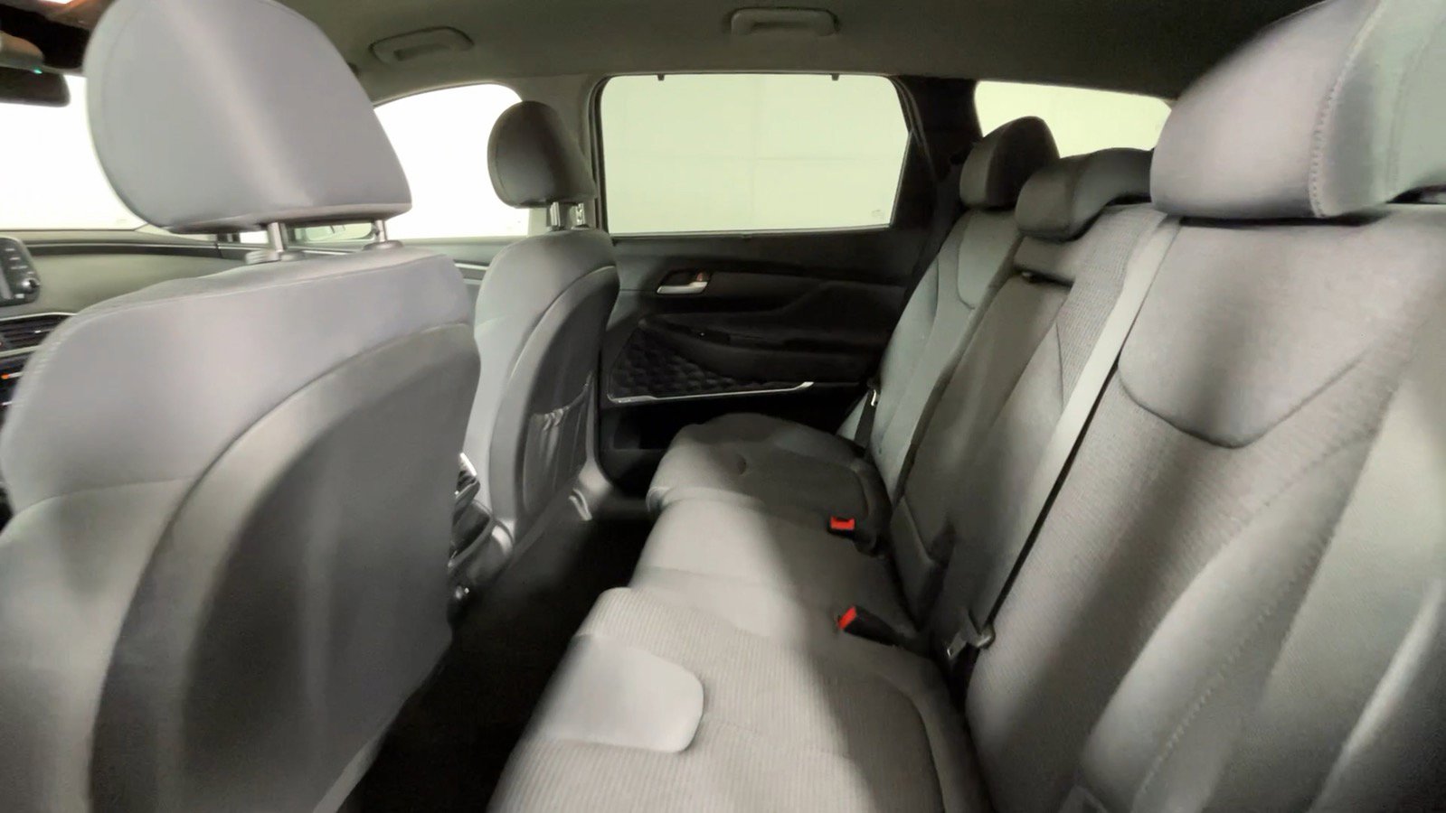 Used 2019 Hyundai Santa Fe SEL FWD image 17