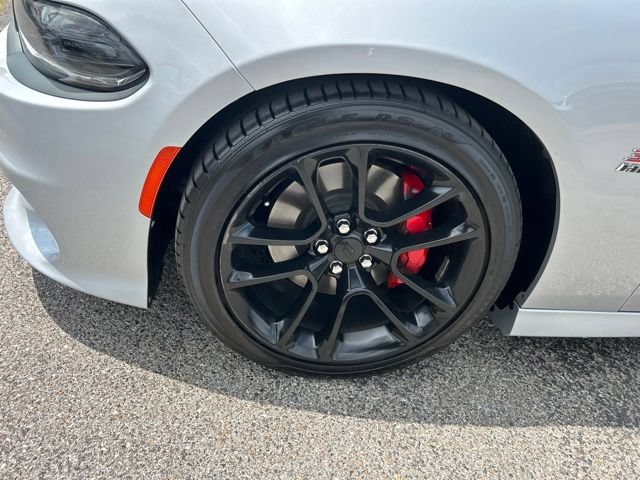 Used 2023 Dodge Charger Scat Pack w/ Harman/Kardon Audio Group RWD image 10