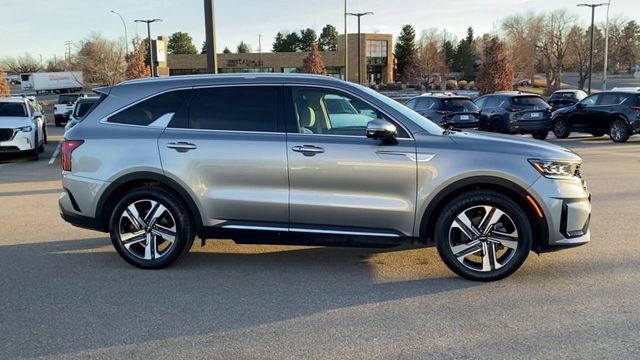Used 2023 Kia Sorento SX Prestige w/ Panoramic Sunroof Package image 9