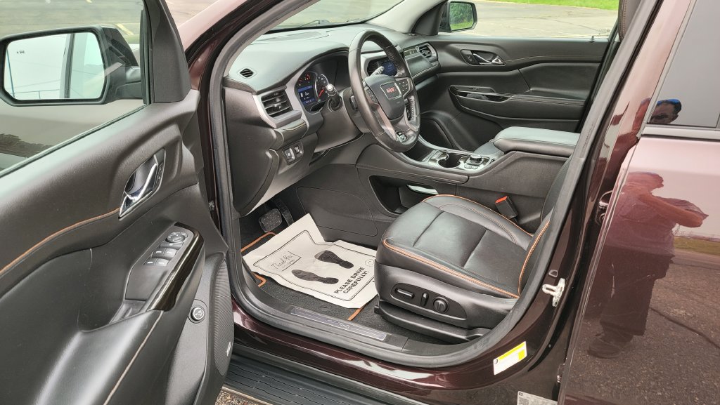 Used 2020 GMC Acadia AT4 AWD/4WD image 18