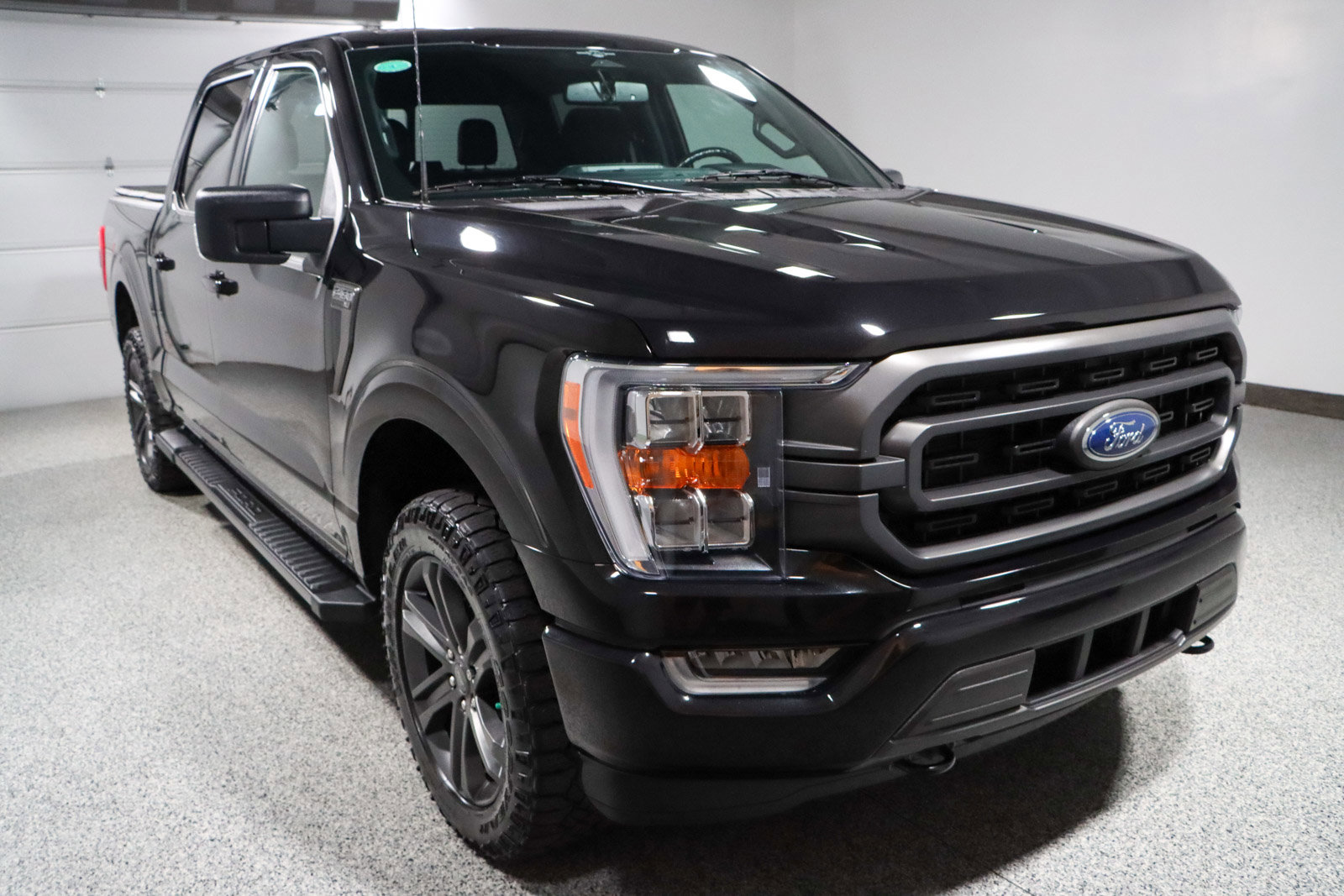 Used 2023 Ford F150 XLT w/ Equipment Group 302A High AWD/4WD image 5