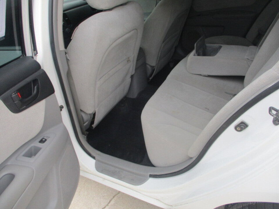 Used 2007 Kia Optima LX image 21