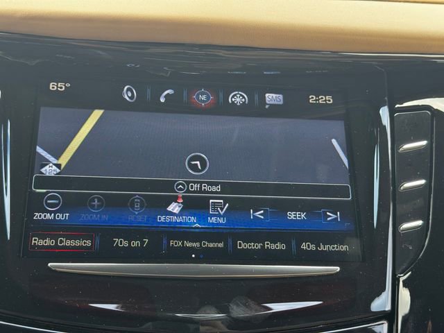 Used 2020 Cadillac Escalade Platinum RWD image 32
