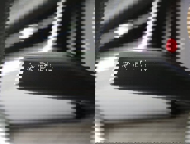 New 2025 Jeep Grand Cherokee Limited w/ Black Appearance Package image 26