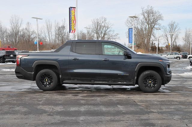 New 2025 Chevrolet Silverado EV LT AWD/4WD image 2