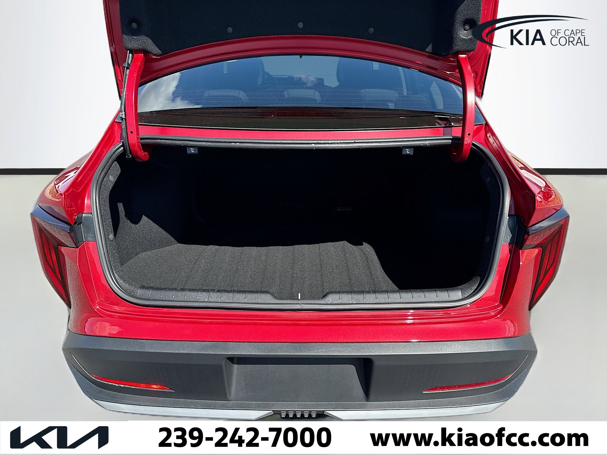 Certified 2025 Kia K4 EX image 12