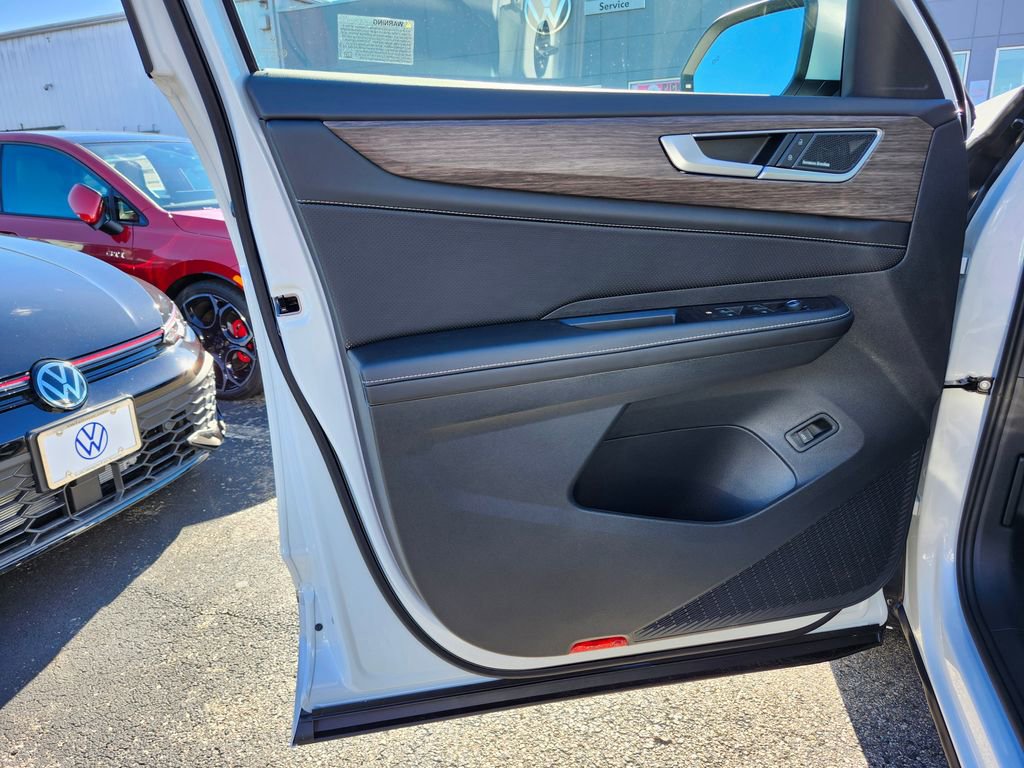 New 2026 Volkswagen Atlas SEL Premium R-Line image 9