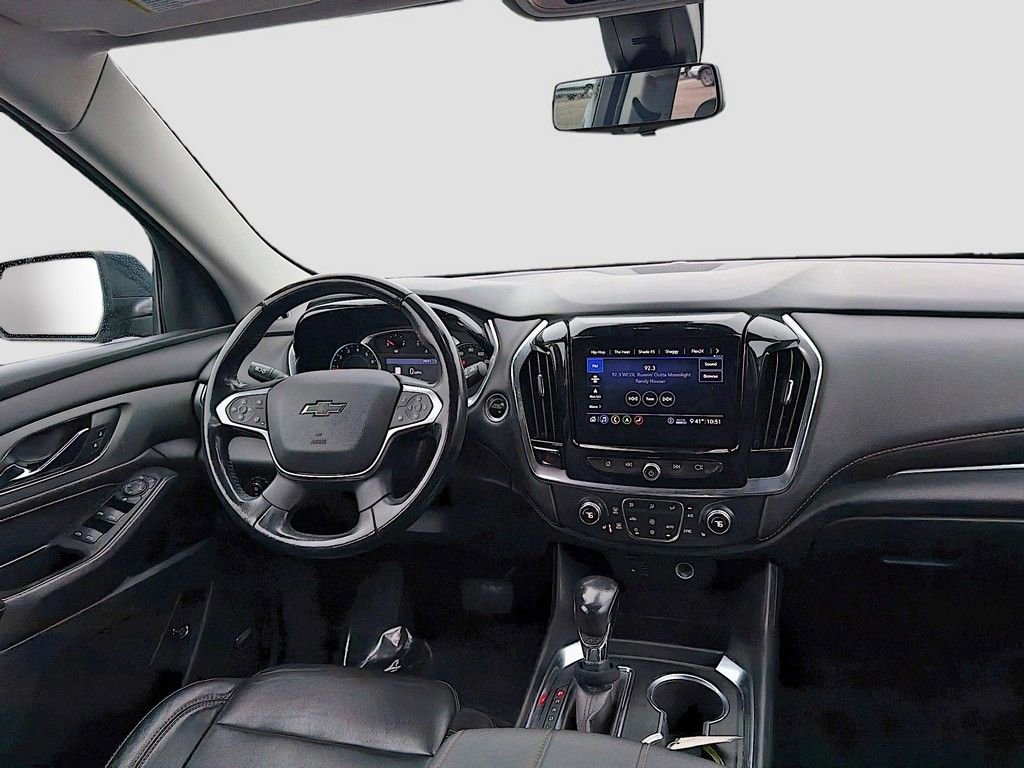 Used 2021 Chevrolet Traverse RS image 28