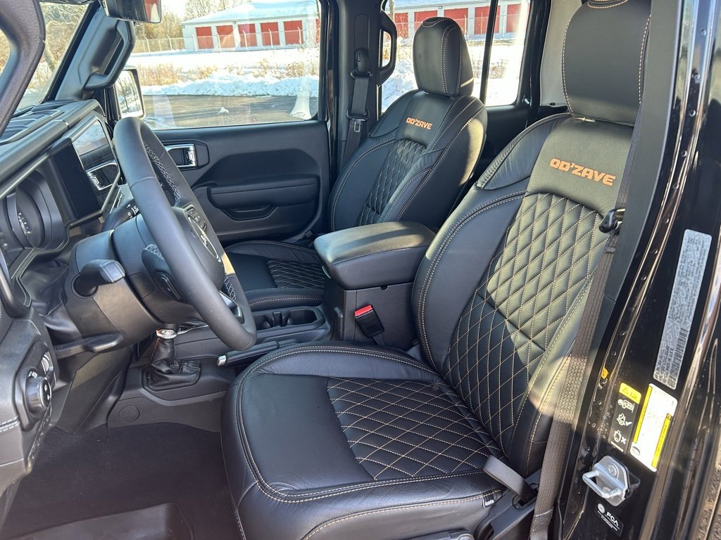 New 2025 Jeep Gladiator Mojave w/ Safety Group image 5