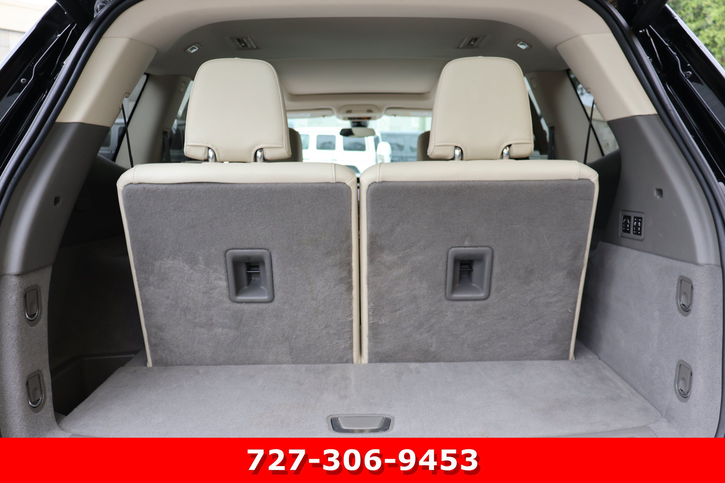 Used 2023 Cadillac XT6 Premium Luxury FWD image 20
