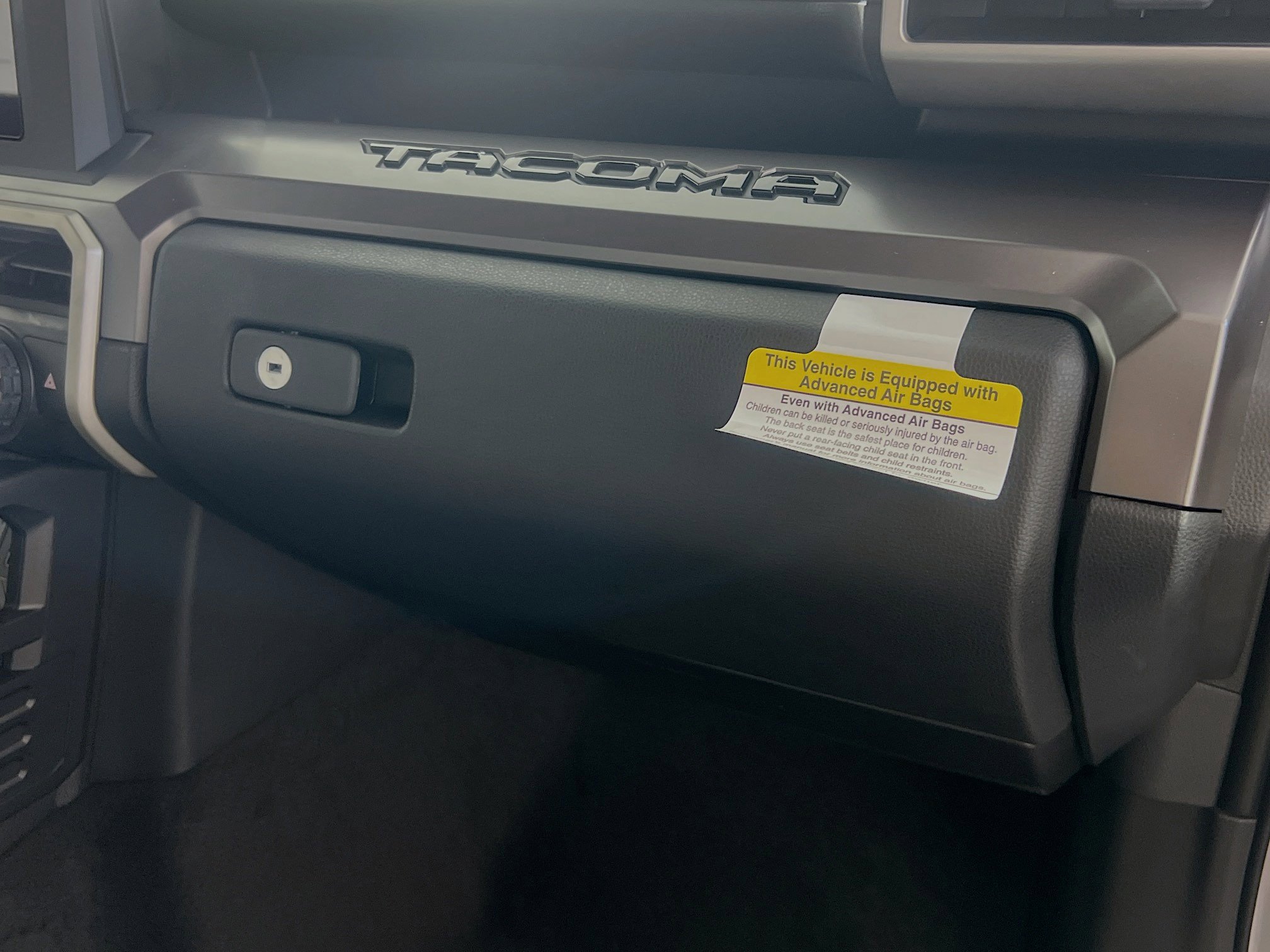 New 2025 Toyota Tacoma SR5 image 34