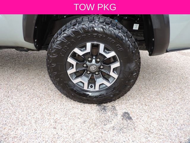 Used 2022 Toyota Tacoma TRD Off-Road w/ Technology Package image 17