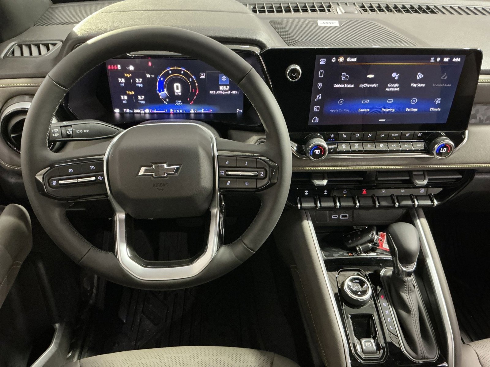 New 2026 Chevrolet Colorado ZR2 w/ Technology Package image 24