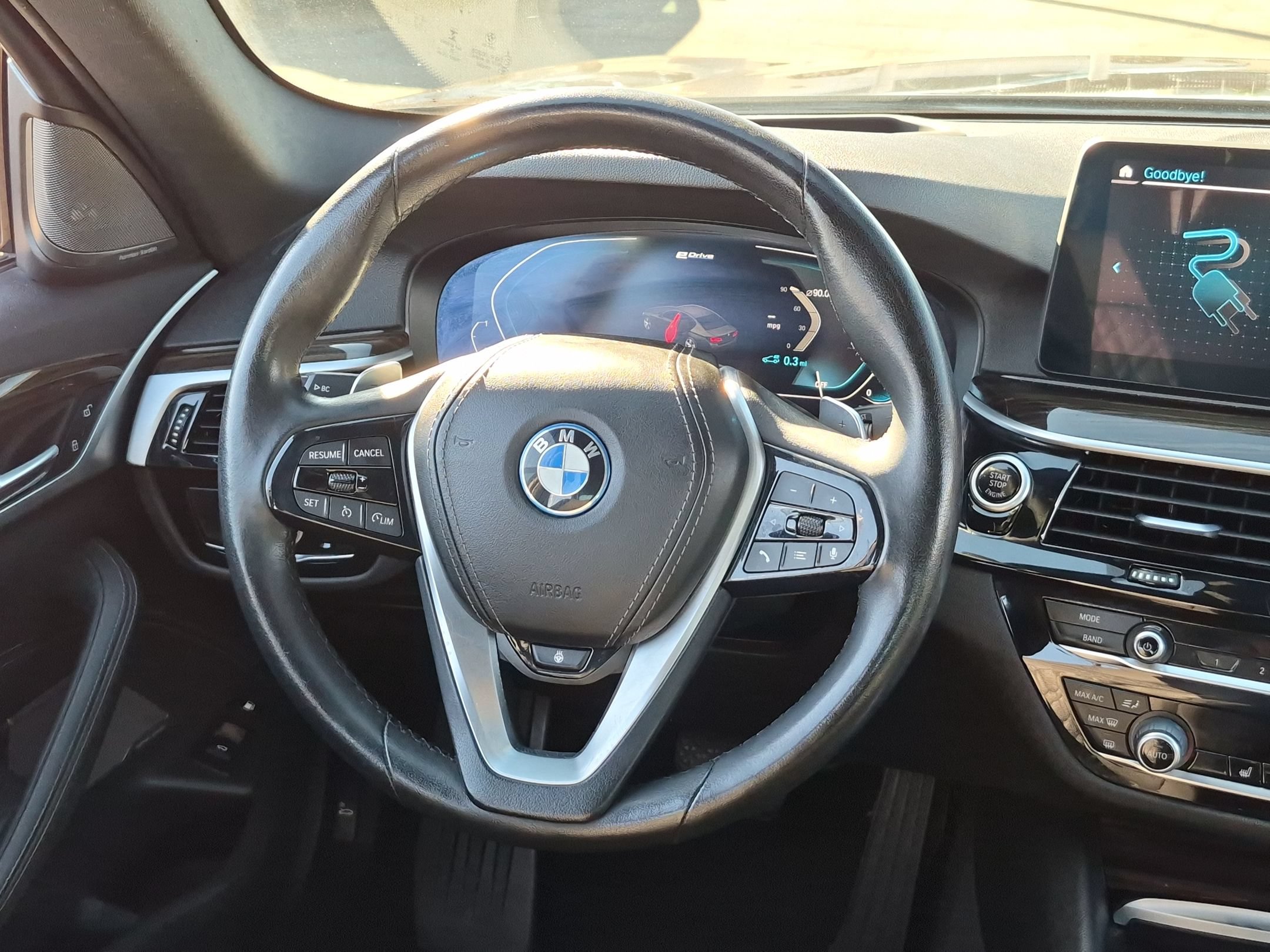 Used 2023 BMW 530e RWD image 11