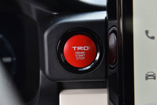 Used 2024 Toyota Tacoma TRD Off-Road image 18