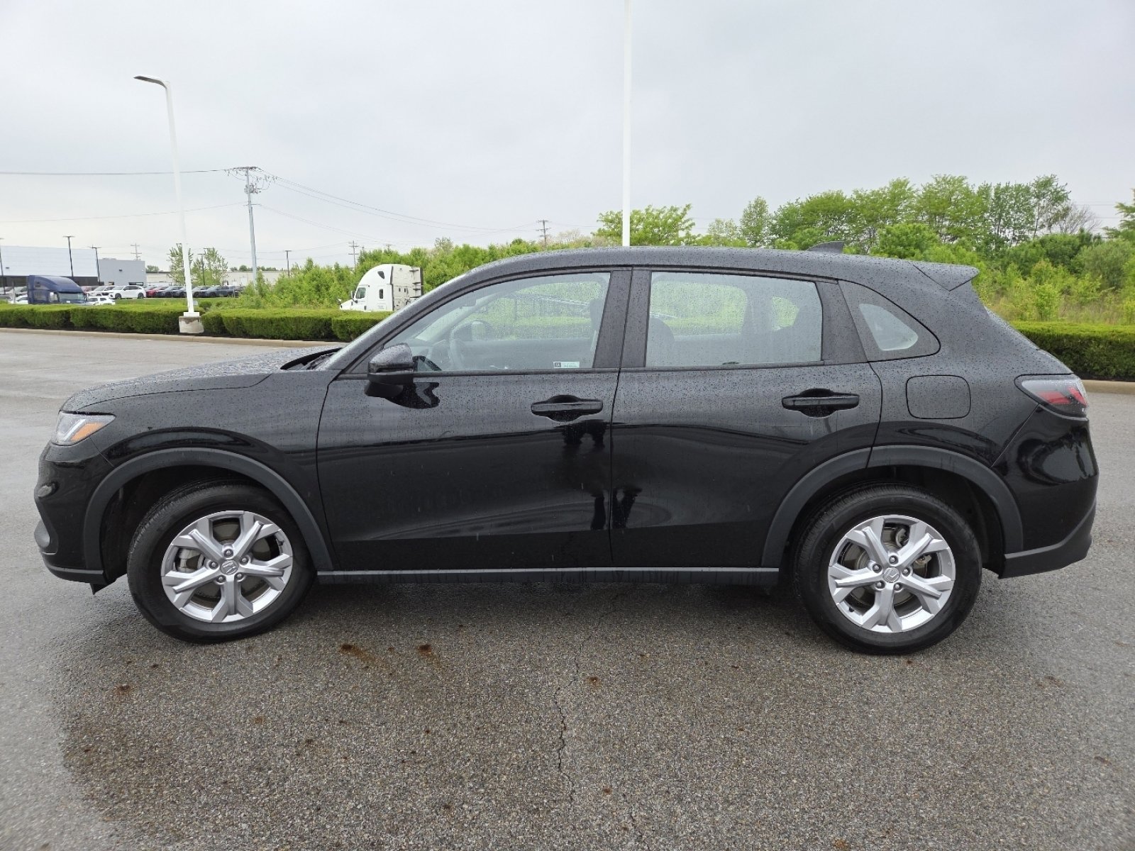 Used 2024 Honda HR-V LX image 12