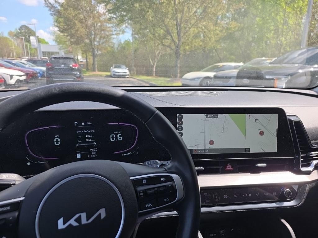 Used 2023 Kia Sportage EX image 16