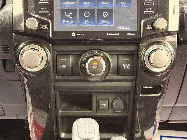 Used 2020 Toyota 4Runner TRD Off-Road AWD/4WD image 26