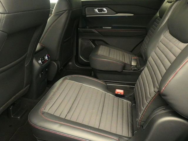 New 2026 Ford Explorer ST-Line w/ ST-Line Street Pack image 10