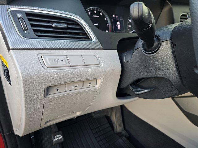 Used 2017 Hyundai Sonata SE image 16