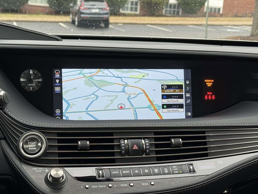 Used 2018 Lexus LS 500 AWD w/ Accessory Package (Z1) image 10