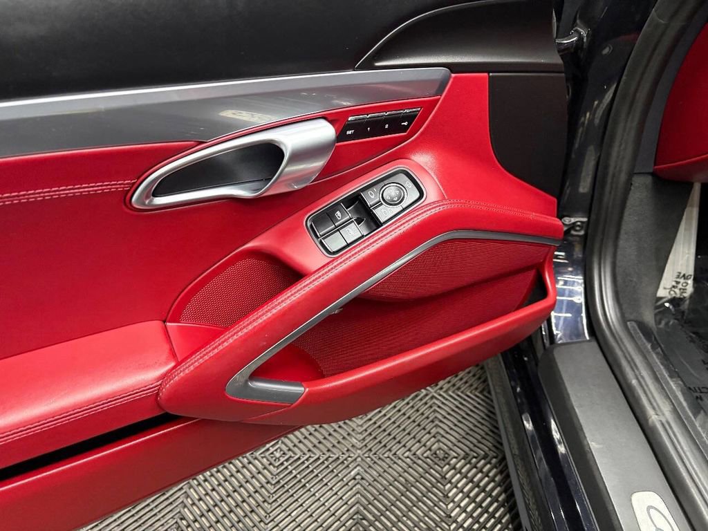 Used 2018 Porsche 718 Cayman GTS image 37