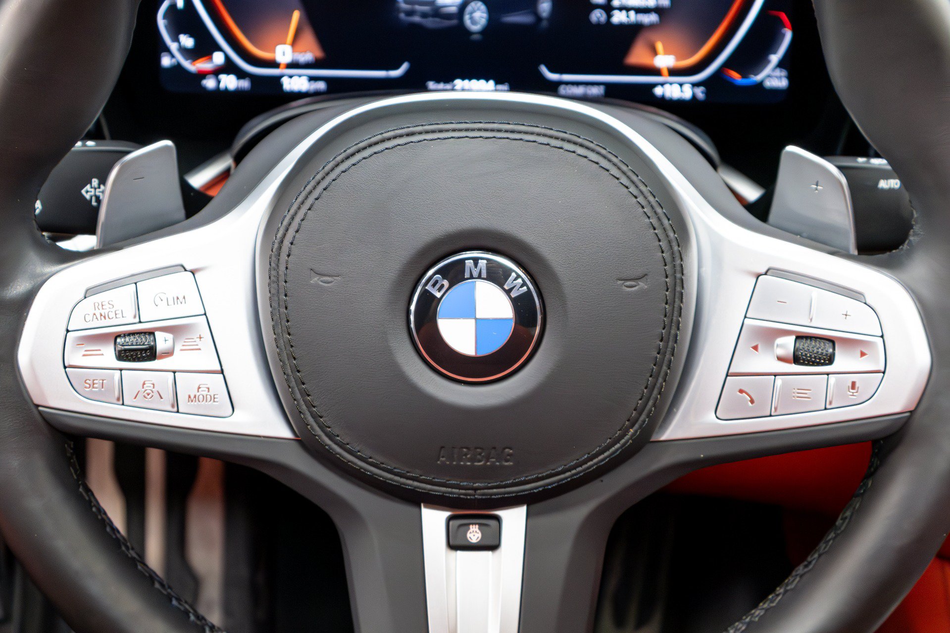 Used 2022 BMW M760i xDrive AWD/4WD image 65
