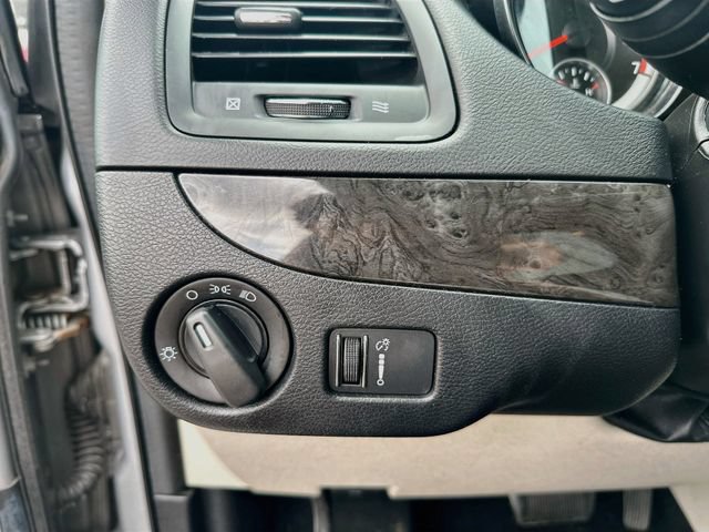Used 2019 Dodge Grand Caravan SE FWD image 11