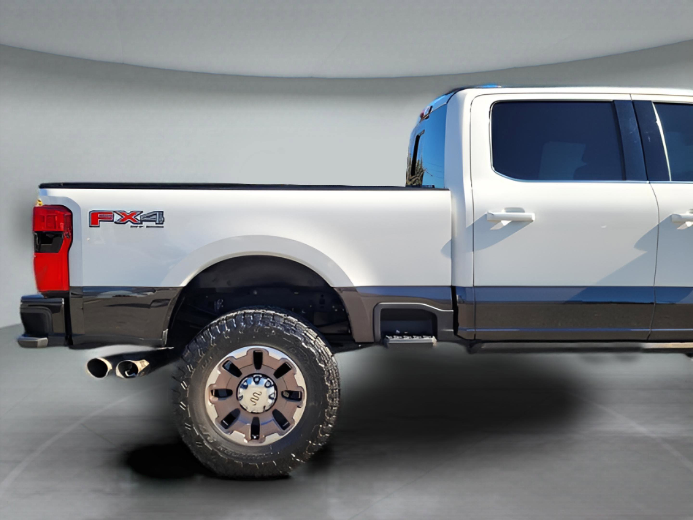 Used 2024 Ford F350 King Ranch image 36