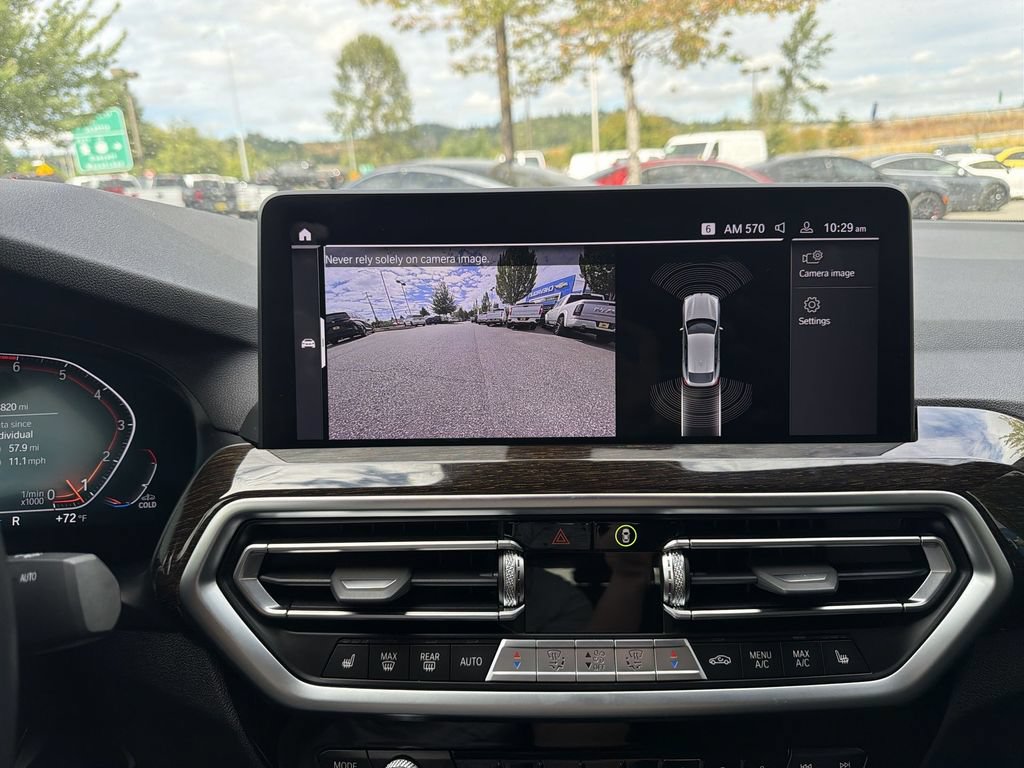 Used 2022 BMW X4 xDrive30i AWD/4WD image 16